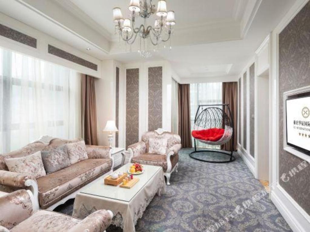 Chongqing Huachen International Hotel Экстерьер фото