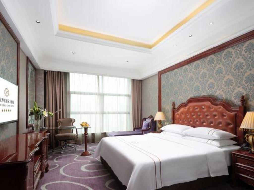 Chongqing Huachen International Hotel Экстерьер фото