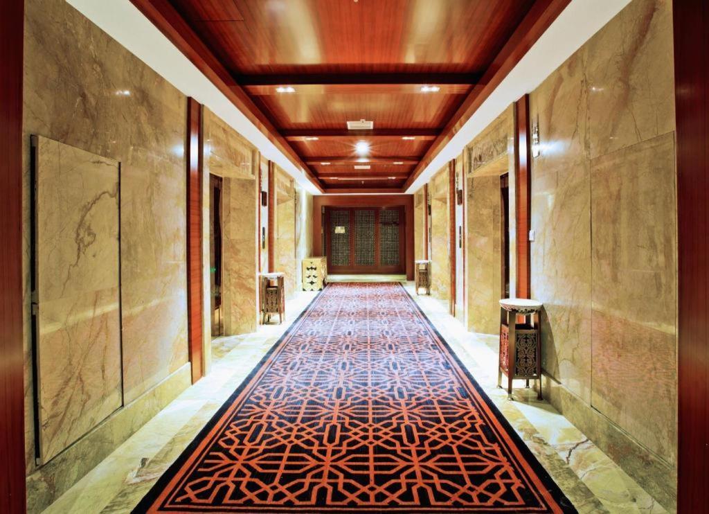 Chongqing Huachen International Hotel Экстерьер фото