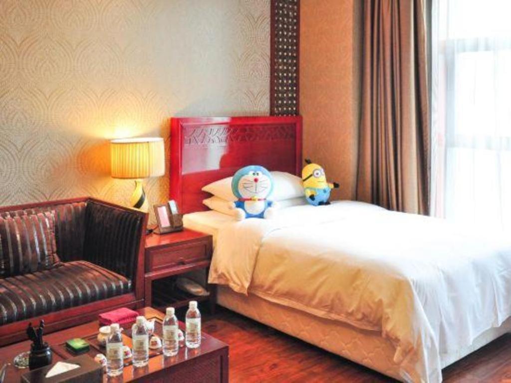 Chongqing Huachen International Hotel Экстерьер фото