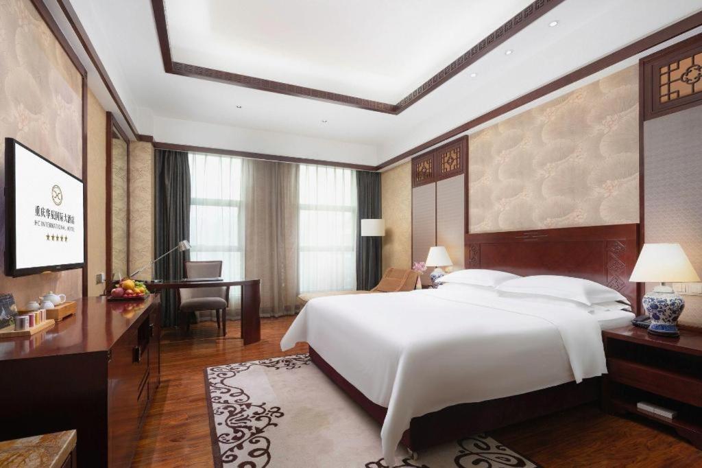 Chongqing Huachen International Hotel Экстерьер фото