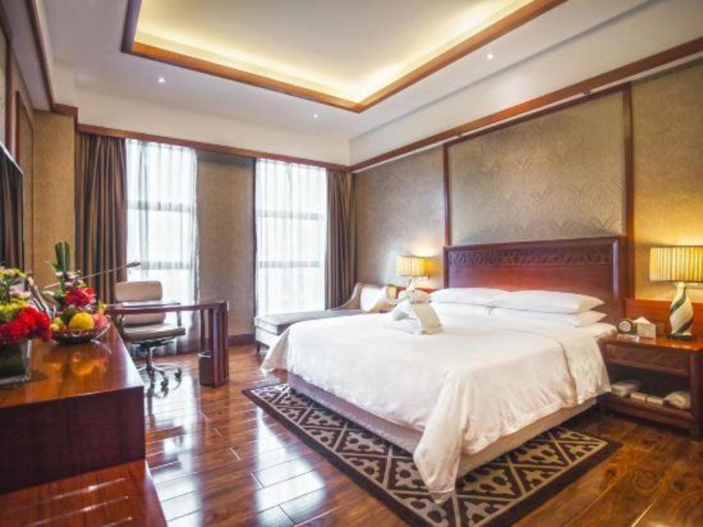 Chongqing Huachen International Hotel Экстерьер фото
