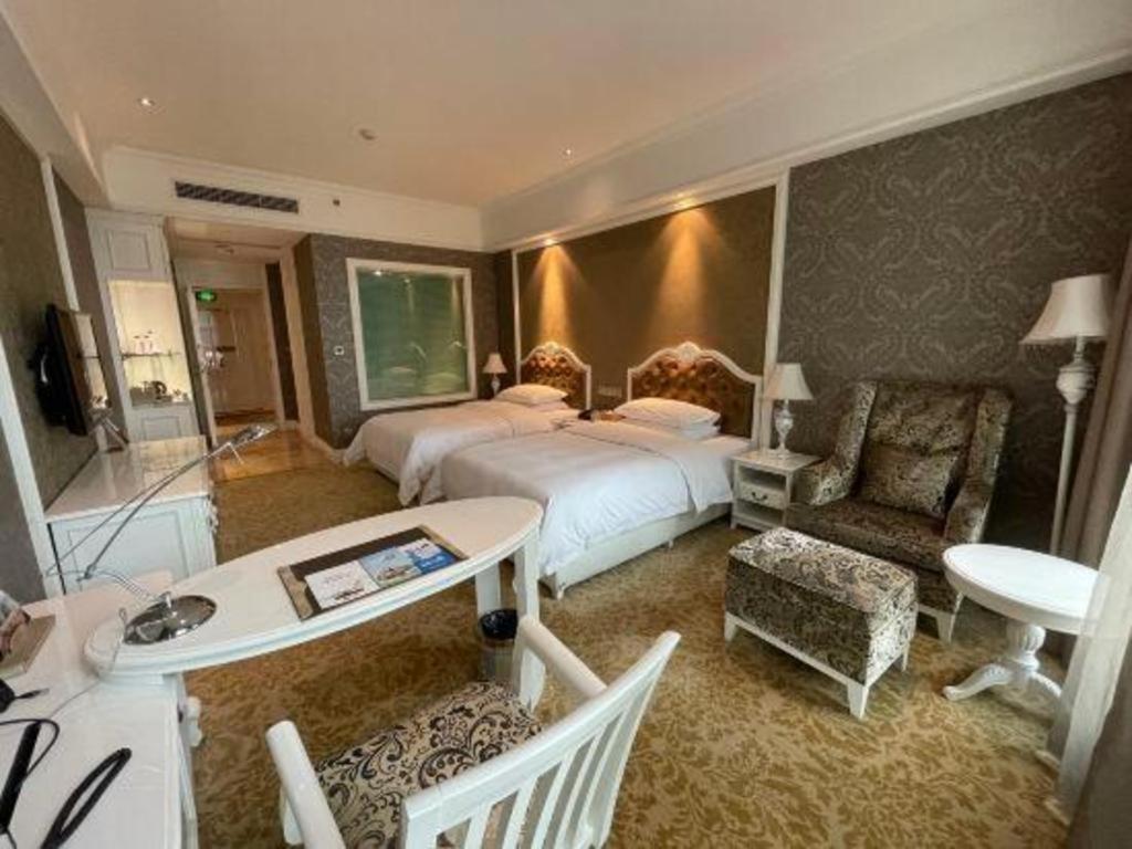 Chongqing Huachen International Hotel Экстерьер фото