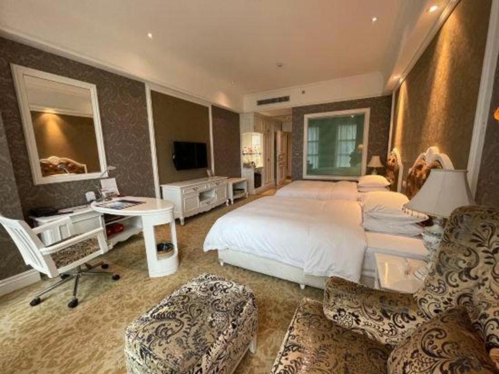 Chongqing Huachen International Hotel Экстерьер фото