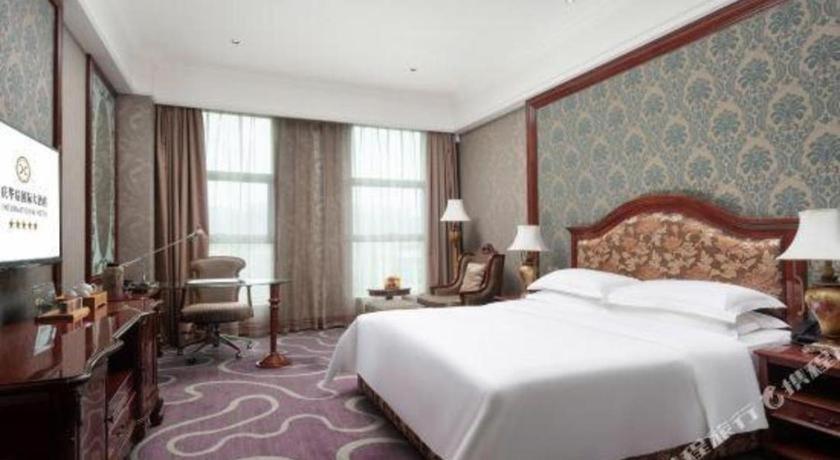 Chongqing Huachen International Hotel Экстерьер фото
