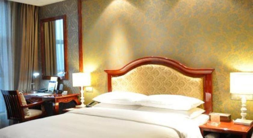 Chongqing Huachen International Hotel Экстерьер фото