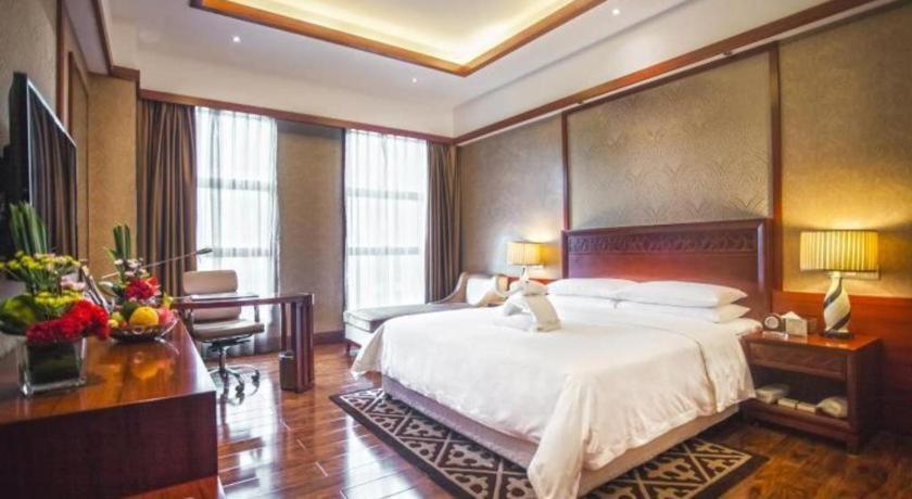 Chongqing Huachen International Hotel Экстерьер фото