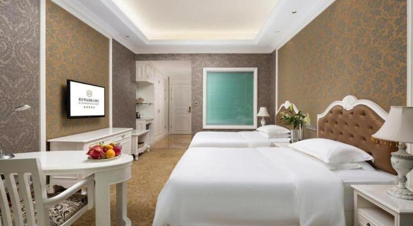 Chongqing Huachen International Hotel Экстерьер фото